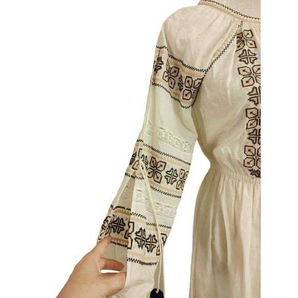 Loveshackfancy Isla Embroidered Boho Pop Pom Midi Dress $395 Size XS - Picture 7 of 12